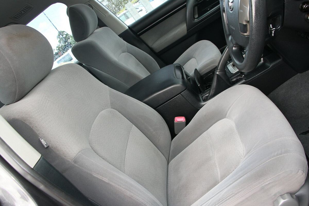 2009 Toyota Landcruiser GXL UZJ200R