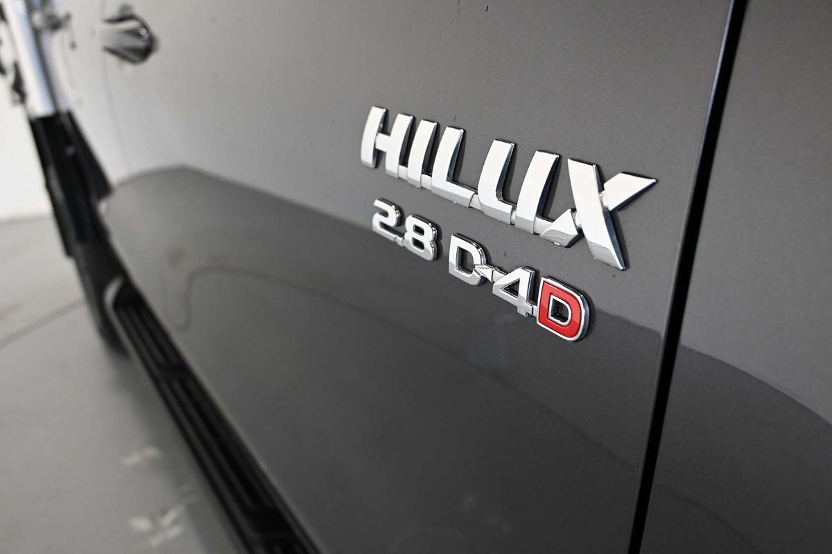 2024 Toyota Hilux SR GUN126R 4X4