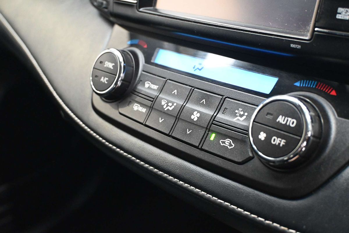 2018 Toyota RAV4 GXL ZSA42R