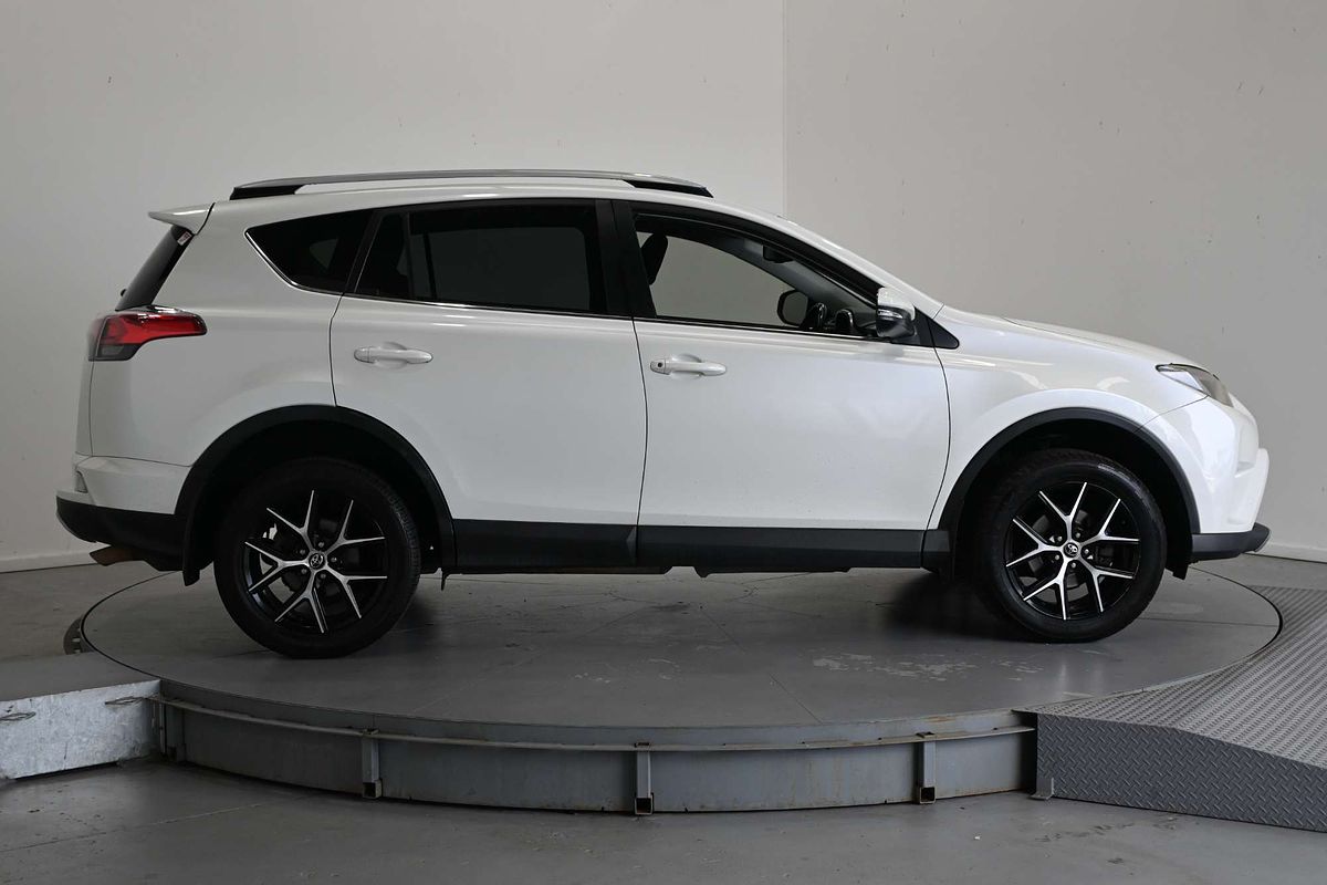2018 Toyota RAV4 GXL ZSA42R