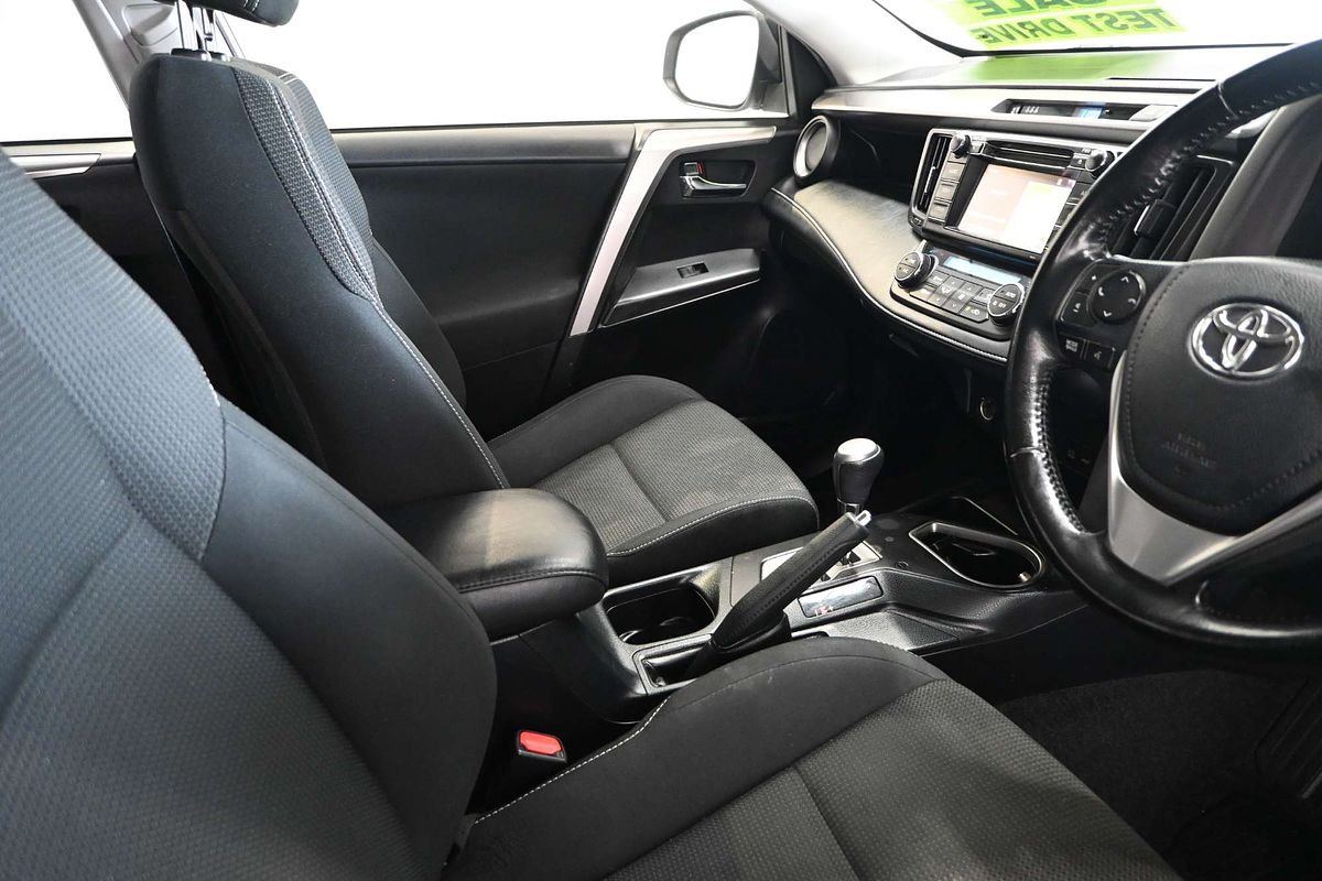 2018 Toyota RAV4 GXL ZSA42R