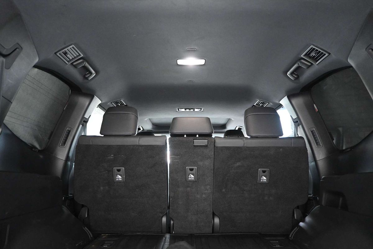 2022 Toyota Landcruiser VX FJA300R