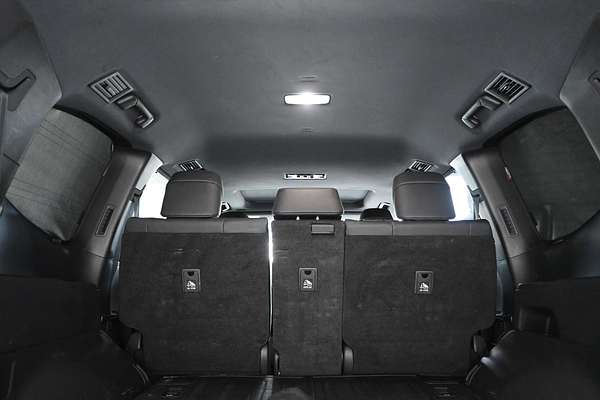 2022 Toyota Landcruiser VX FJA300R