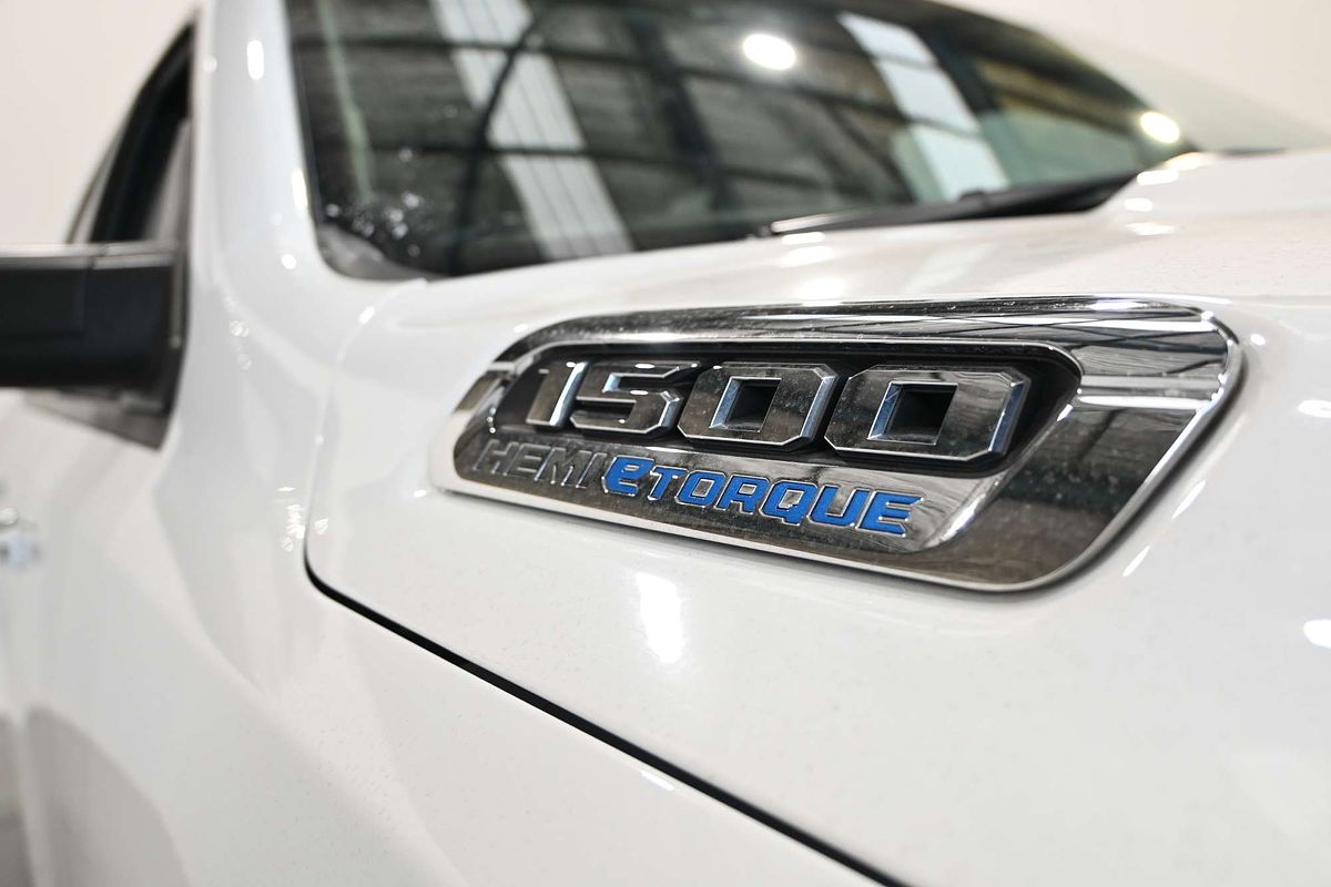 2022 RAM 1500 Express DS 4X4 SWB