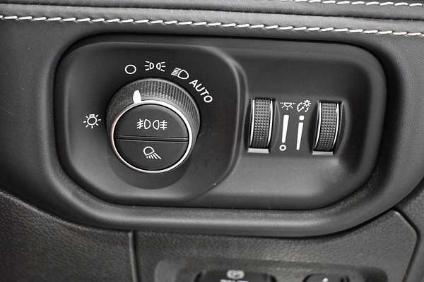 2022 RAM 1500 Express DS 4X4 SWB