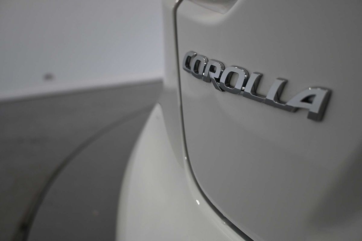 2024 Toyota Corolla Ascent Sport Hybrid ZWE219R