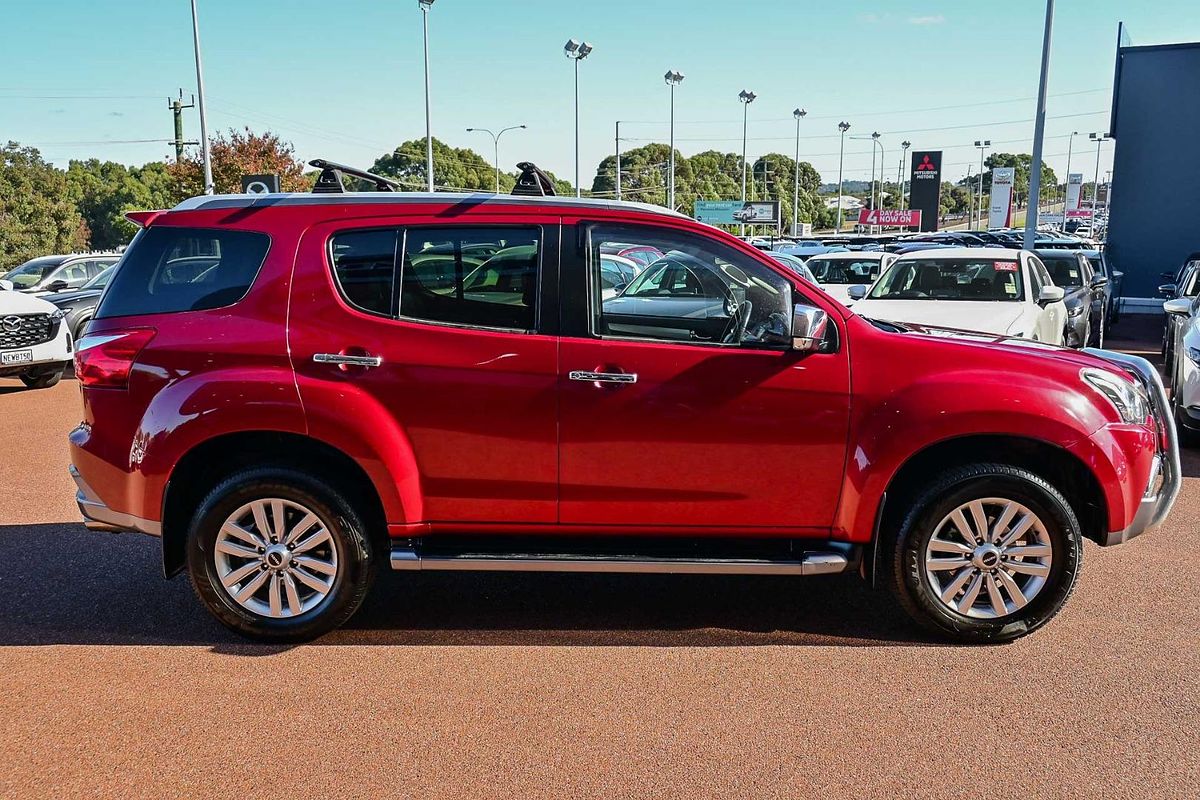 2018 Isuzu MU-X LS-T