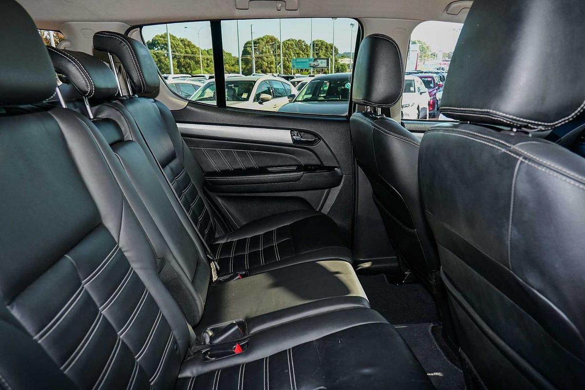 2018 Isuzu MU-X LS-T