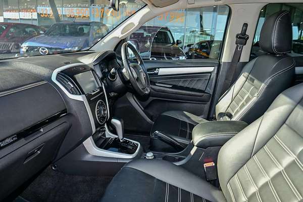 2018 Isuzu MU-X LS-T