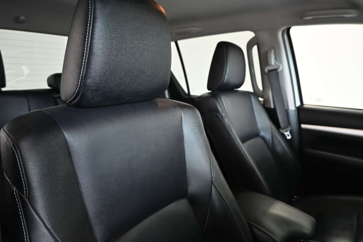2021 Toyota Hilux SR5 GUN126R 4X4