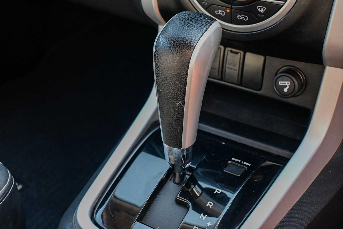 2018 Isuzu MU-X LS-T