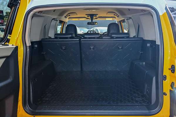 2014 Toyota FJ Cruiser GSJ15R
