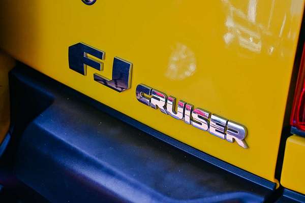 2014 Toyota FJ Cruiser GSJ15R