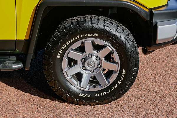 2014 Toyota FJ Cruiser GSJ15R
