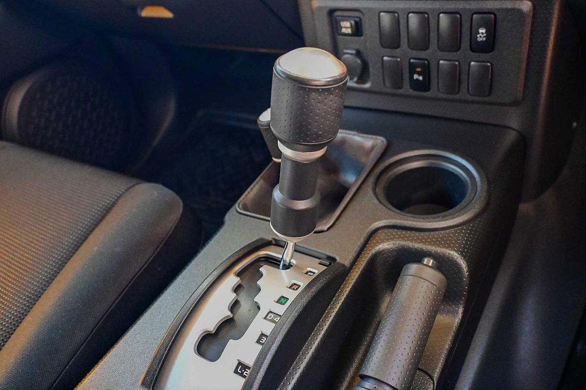 2014 Toyota FJ Cruiser GSJ15R