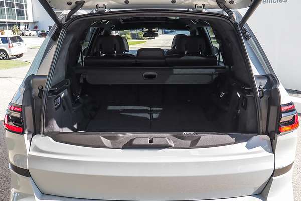2023 BMW X7 xDrive40i Design Pure Excellence G07 LCI