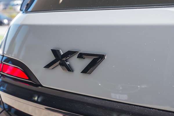 2023 BMW X7 xDrive40i Design Pure Excellence G07 LCI