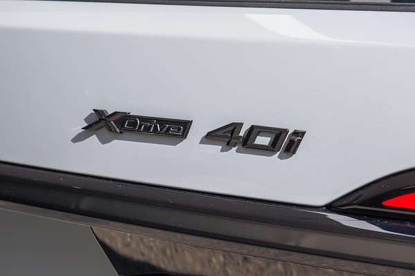 2023 BMW X7 xDrive40i Design Pure Excellence G07 LCI