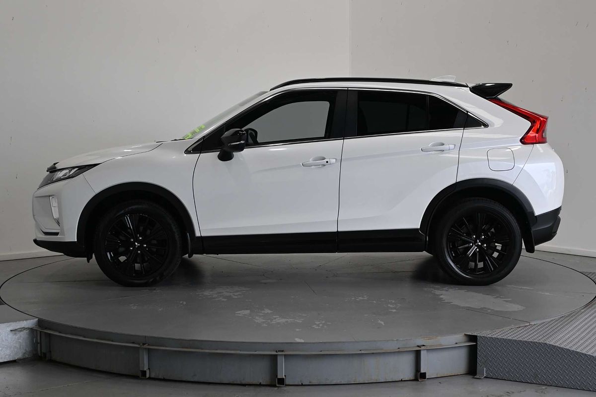 2020 Mitsubishi Eclipse Cross Black Edition YA