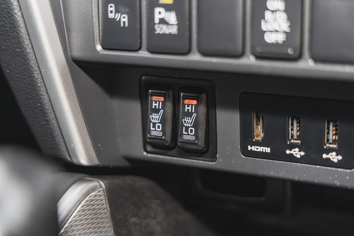 2020 Mitsubishi Triton GLS MR 4X4