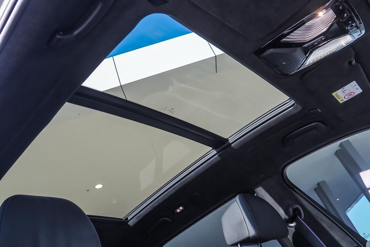 2023 BMW X7 xDrive40i Design Pure Excellence G07 LCI
