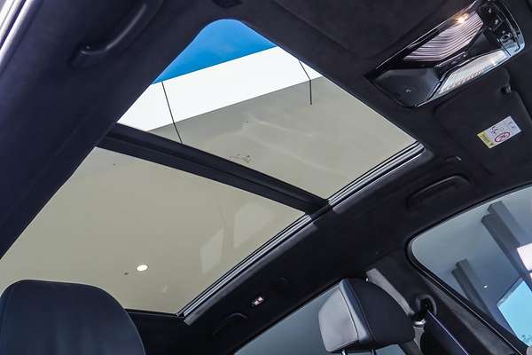 2023 BMW X7 xDrive40i Design Pure Excellence G07 LCI