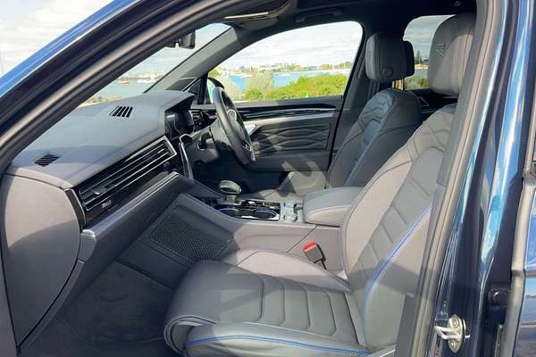 2025 Volkswagen Touareg