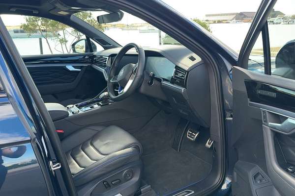 2025 Volkswagen Touareg