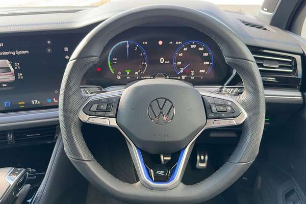 2025 Volkswagen Touareg
