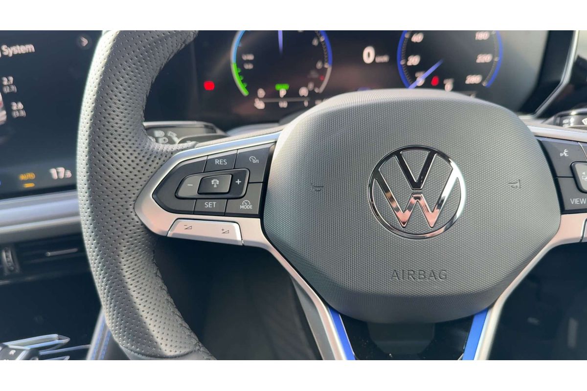 2025 Volkswagen Touareg