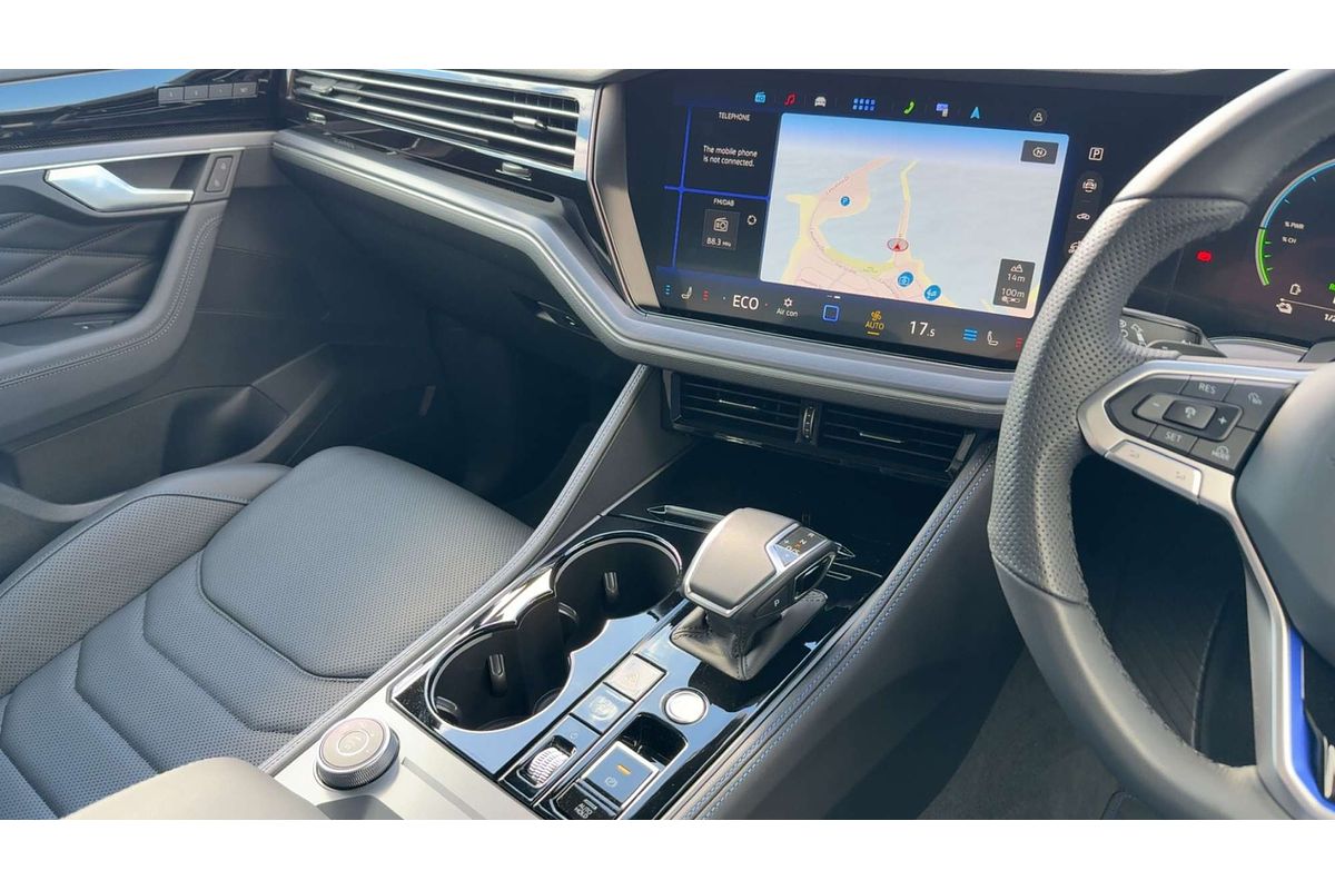 2025 Volkswagen Touareg