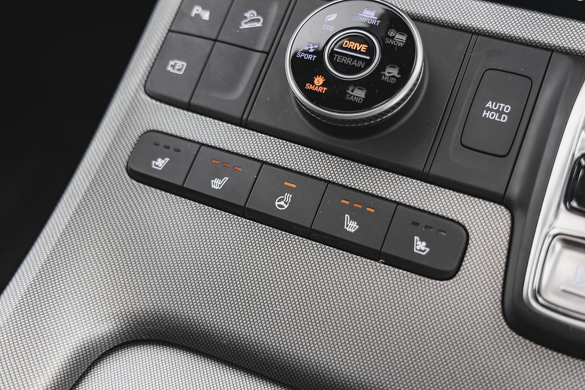2024 Hyundai Palisade Calligraphy Black Ink LX2.V4
