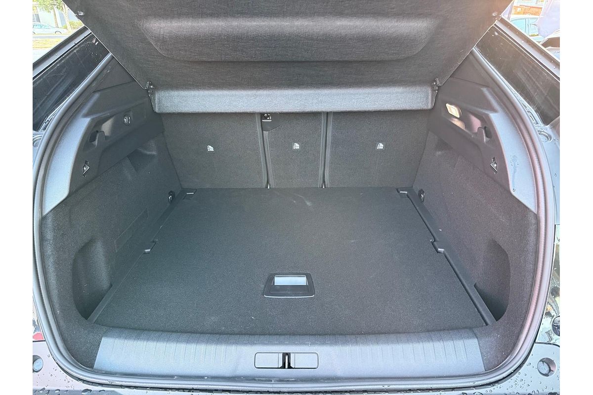 2025 Peugeot 3008 GT Premium Hybrid P64