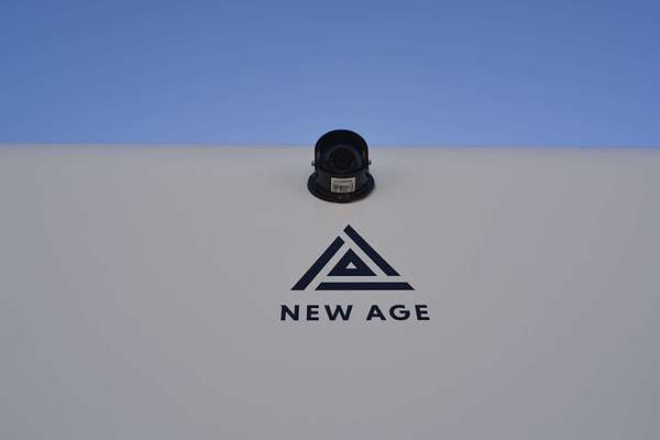 2025 New Age Manta Ray 15ft Embark