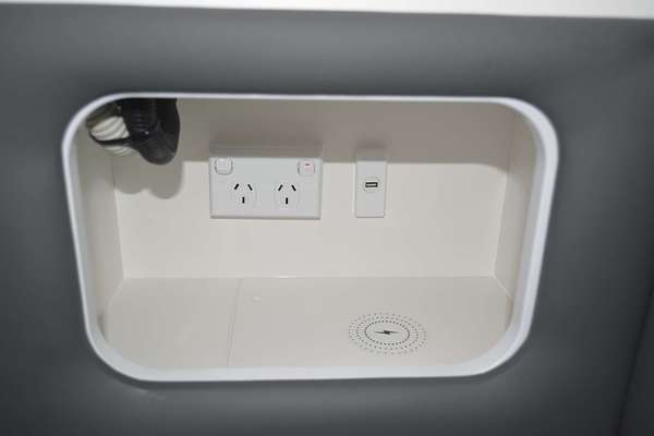 2025 New Age Manta Ray 15ft Embark