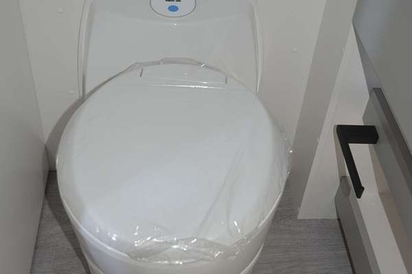 2025 New Age Manta Ray 15ft Embark