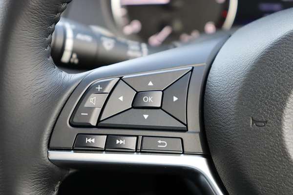 2024 Nissan Navara ST-X D23 4X4