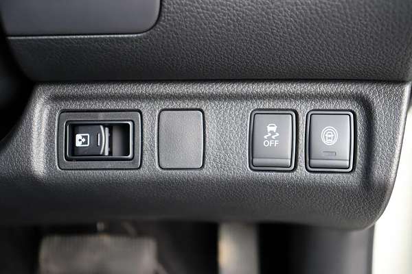 2024 Nissan Navara ST-X D23 4X4