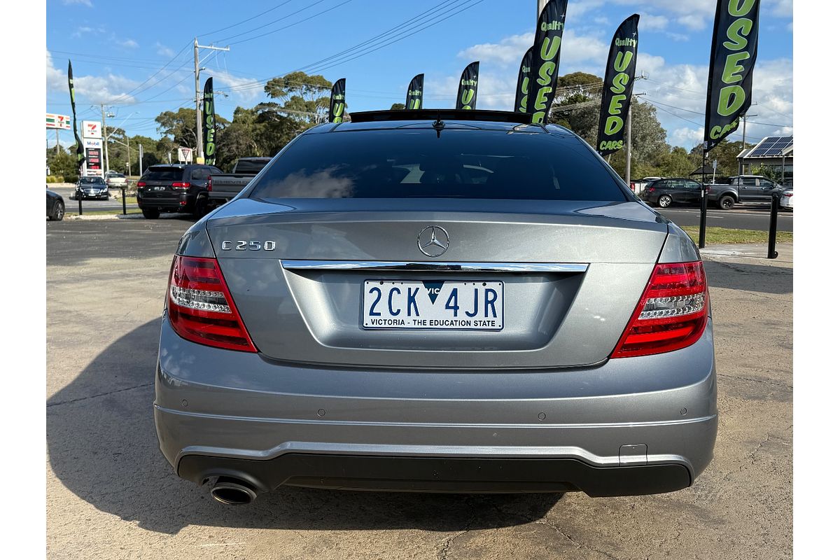 2012 Mercedes-Benz C-Class C250 BlueEFFICIENCY C204
