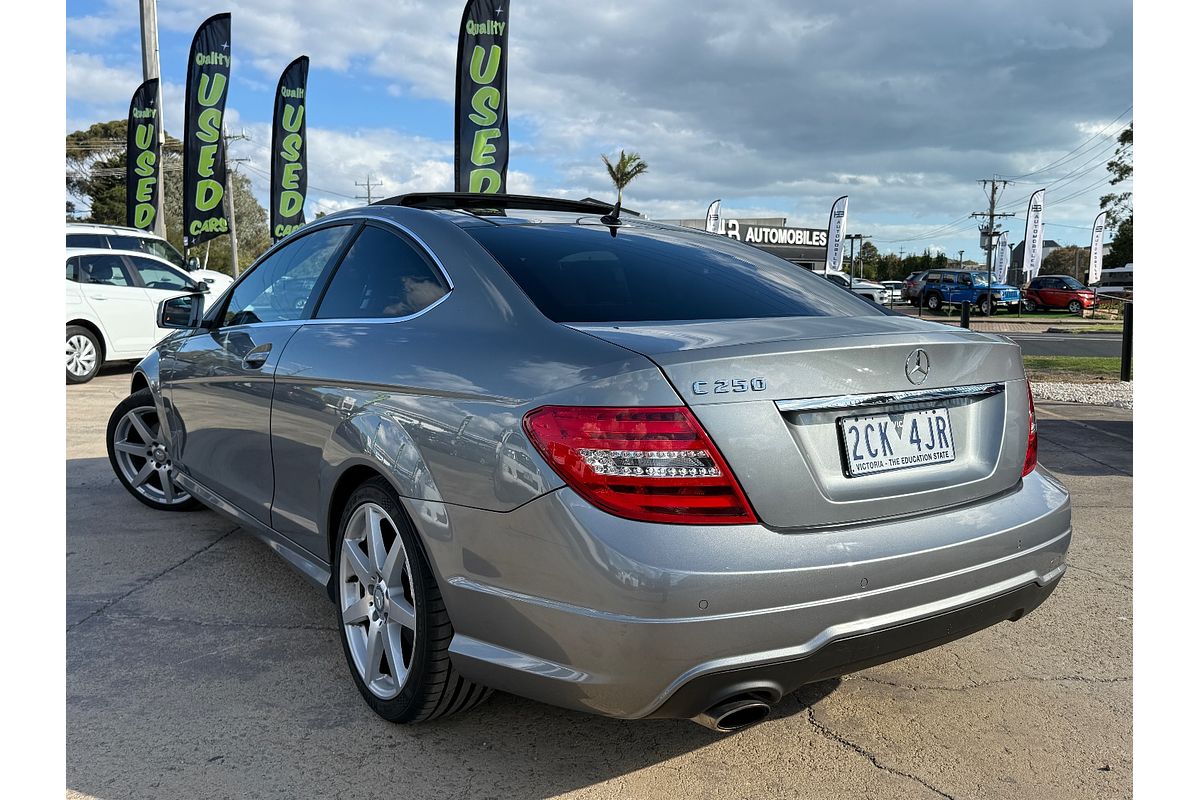 2012 Mercedes-Benz C-Class C250 BlueEFFICIENCY C204