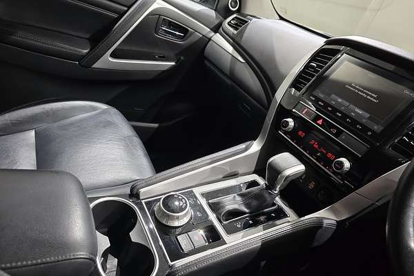 2022 Mitsubishi PAJERO SPORT PAJERO SPORT GSR (4WD) 7 SEAT QF4Z46