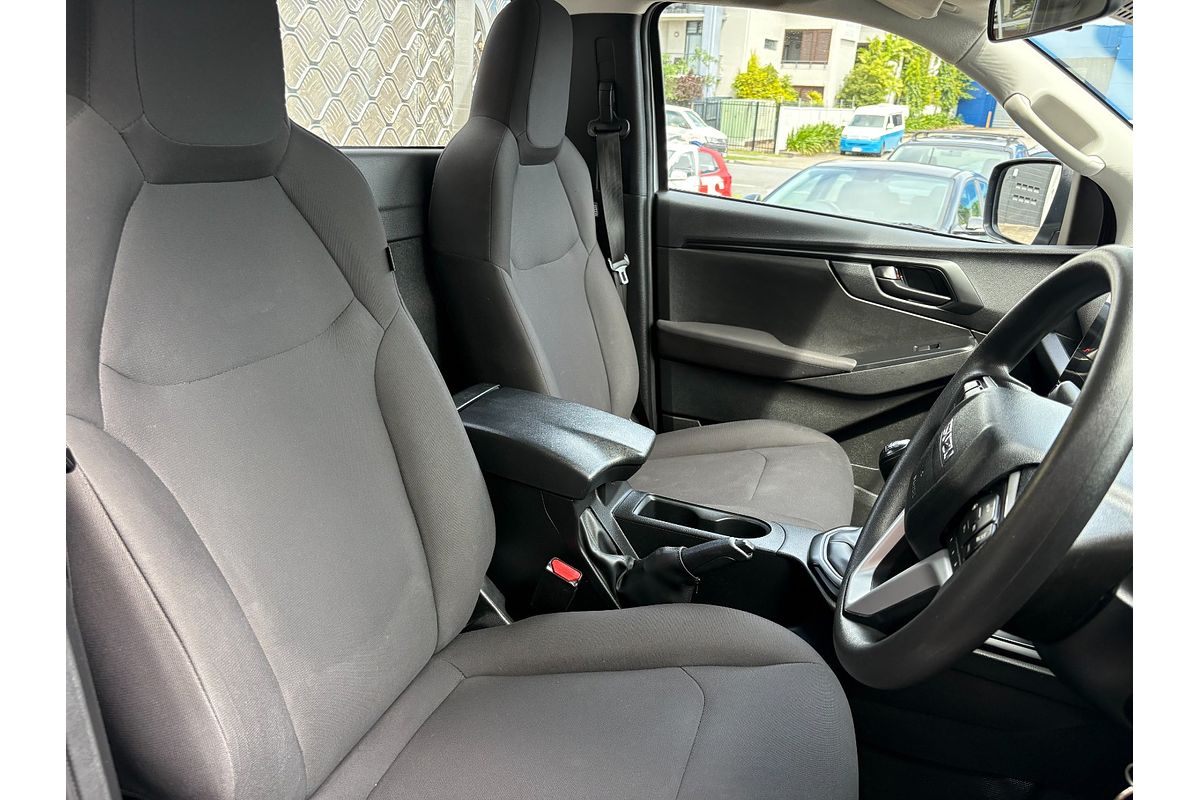 2022 Isuzu D-MAX SX High Ride Rear Wheel Drive