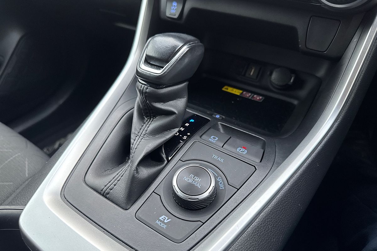 2022 Toyota RAV4 GXL AXAH54R