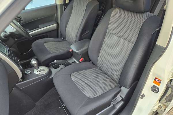 2009 Nissan X-TRAIL ST T31