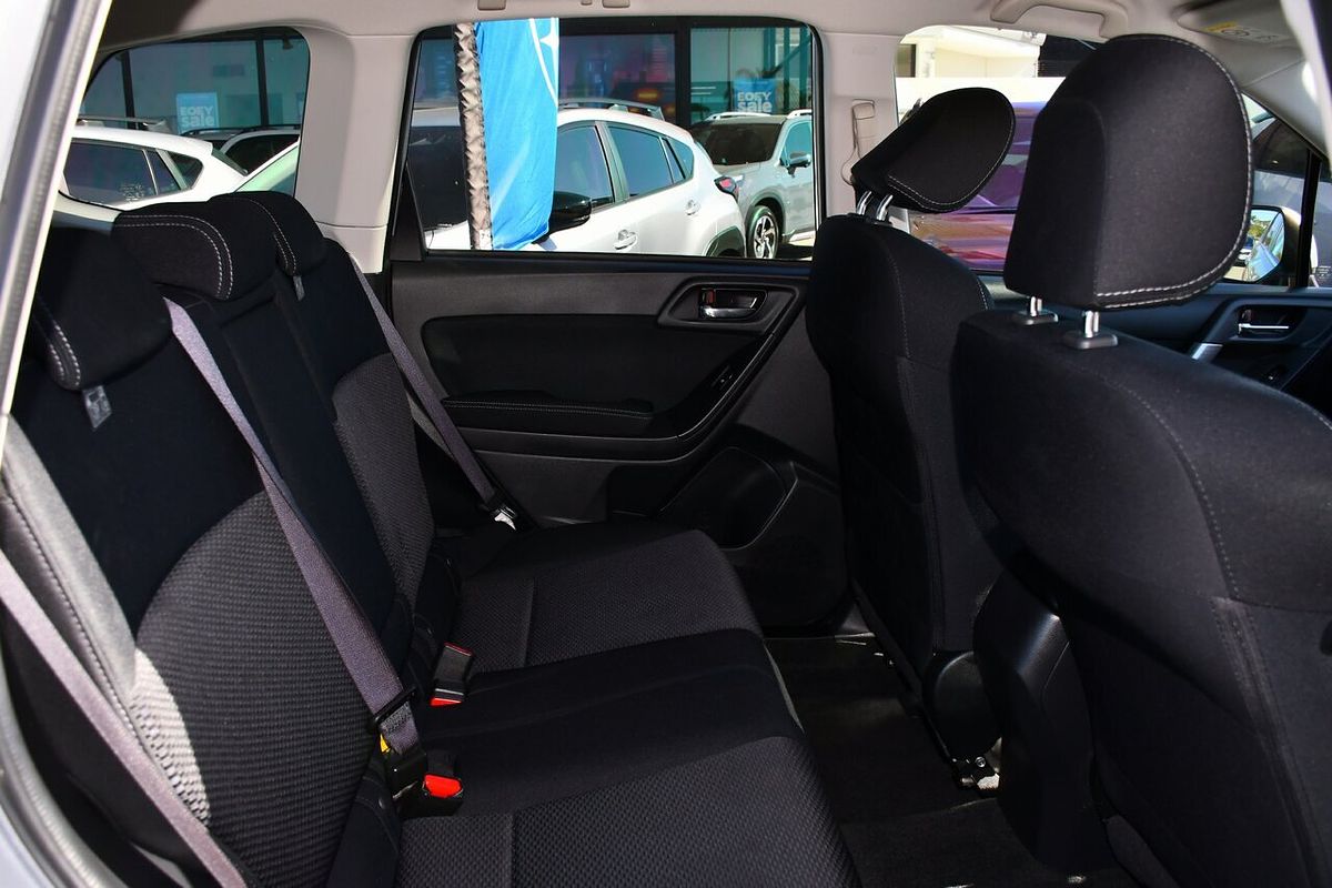 2015 Subaru Forester 2.5i-L S4
