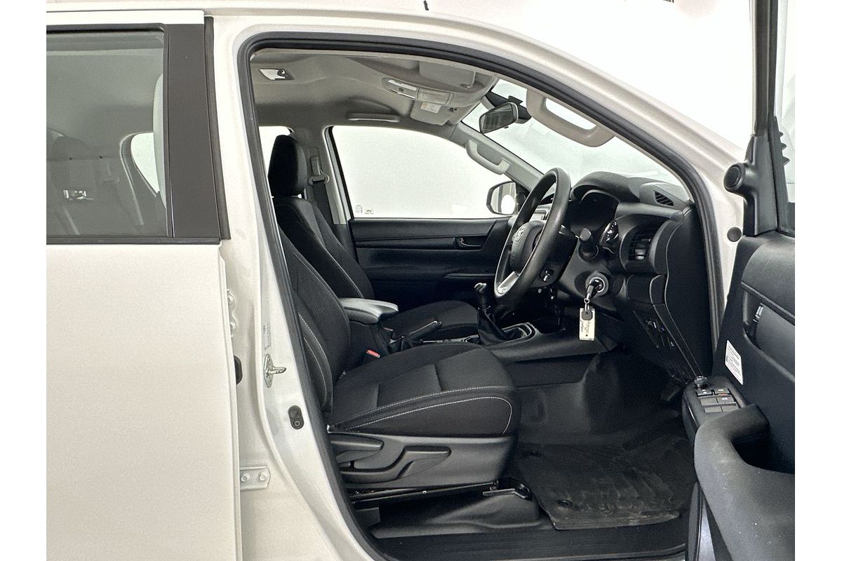 2021 Toyota Hilux SR GUN126R 4X4