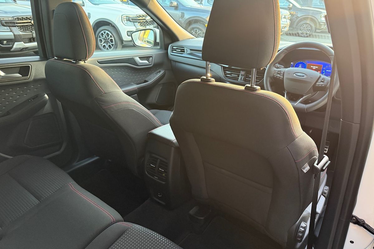 2020 Ford Escape ST-Line ZH