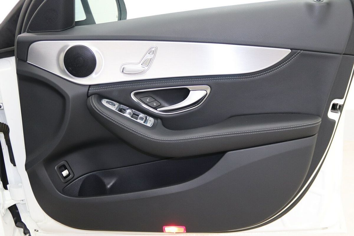 2015 Mercedes-Benz C-Class C200 W205