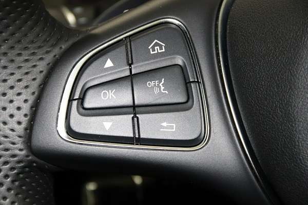 2015 Mercedes-Benz C-Class C200 W205