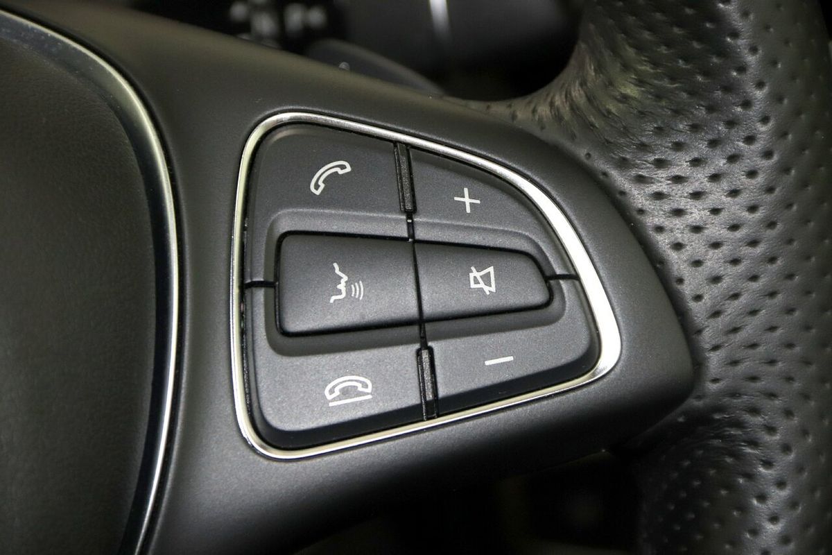 2015 Mercedes-Benz C-Class C200 W205